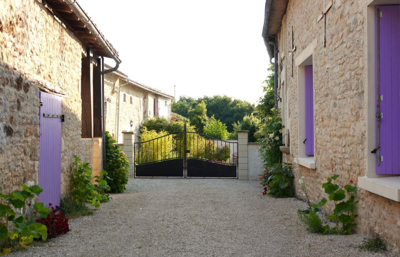 Gite Rural La Maison Mauve Ventouse ภายนอก รูปภาพ