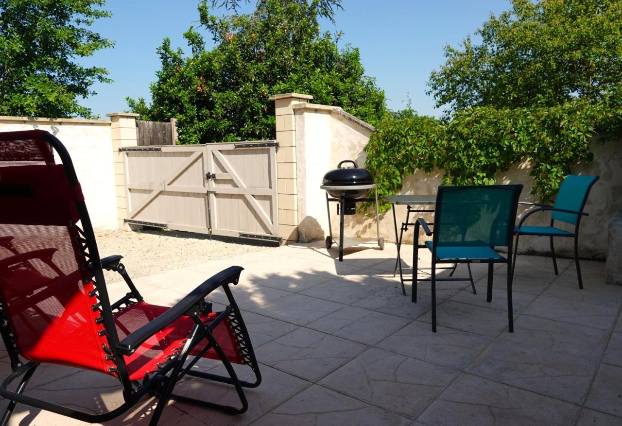 Gite Rural La Maison Mauve Ventouse ภายนอก รูปภาพ